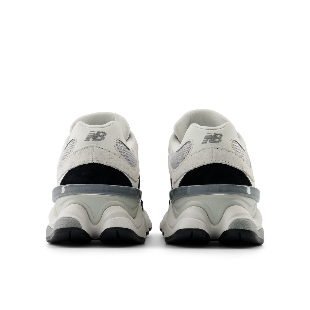 New Balance Unisex 9060 in Black with Reflection