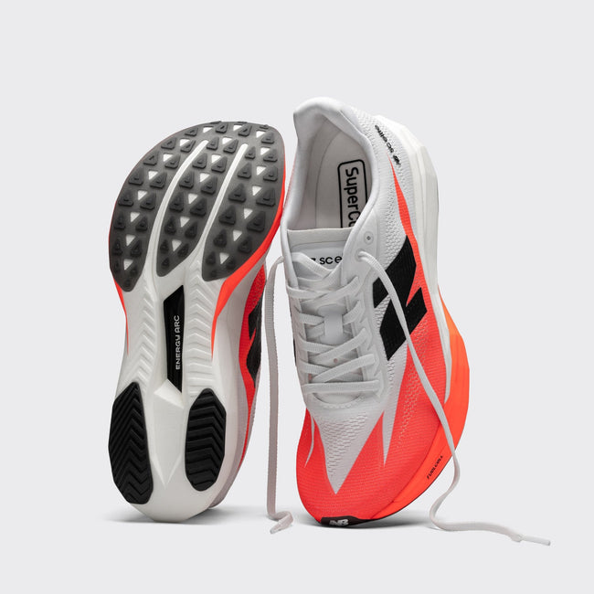 New Balance Men's Fuelcell SuperComp Elite v5 Main Image