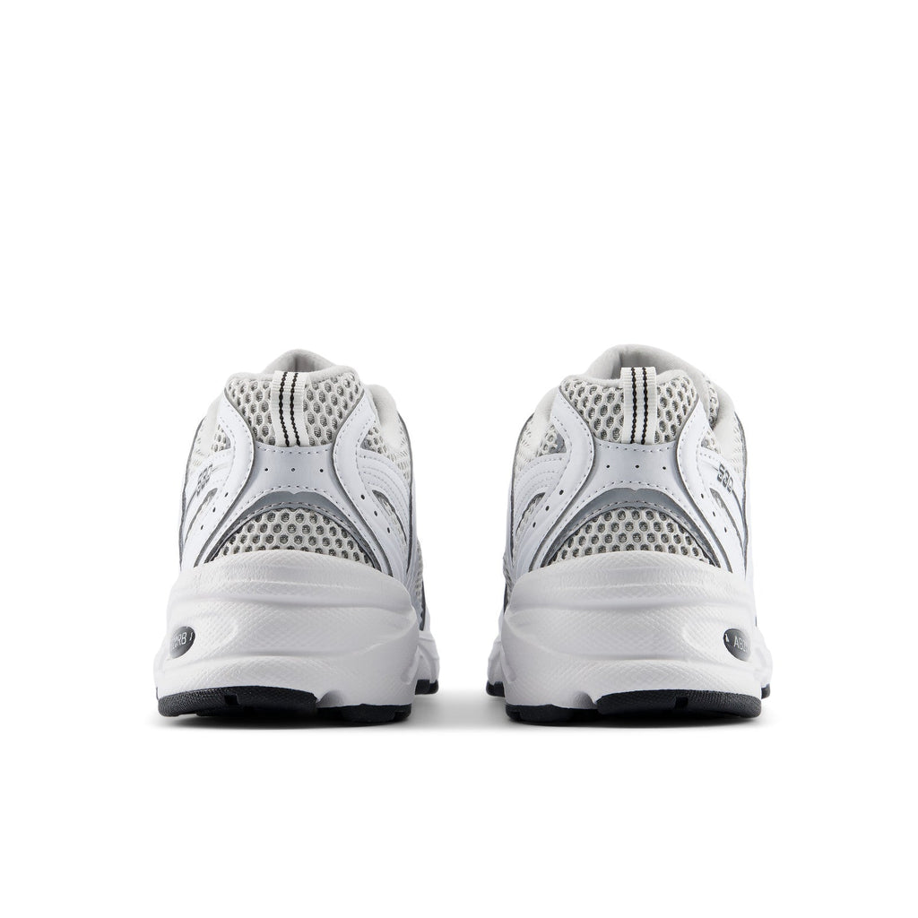 New Balance Unisex 530 in NB 103 White